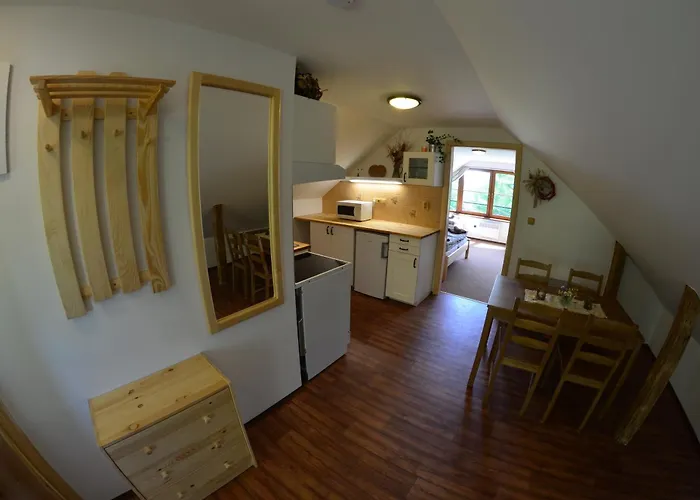 Nela *