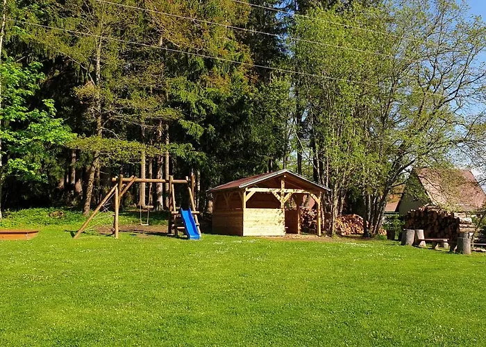 Nela Horní Planá